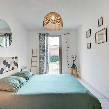 Thais Villa La Ciotat
